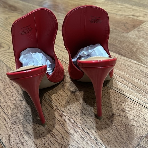 Steve Madden Women’s Sinful Mules in Siren Red 8 - Picture 10 of 10